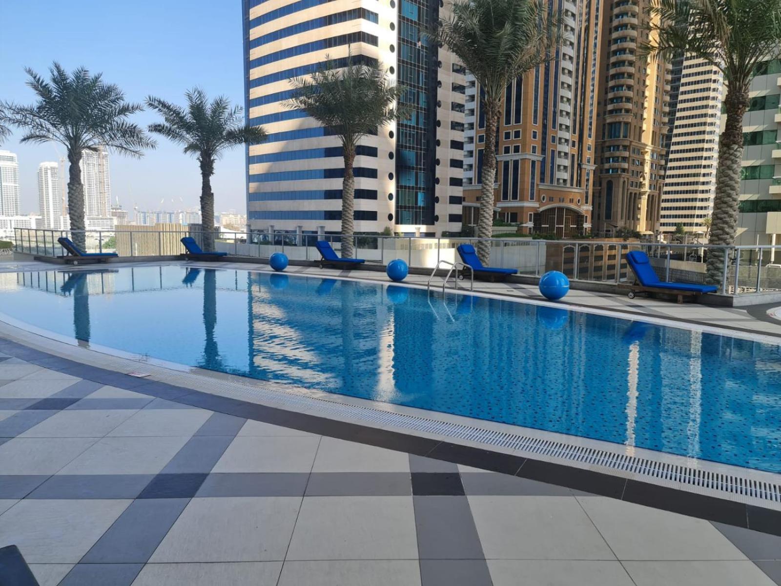 Apartment Classy Upgraded High Floor Prime Location Dubai