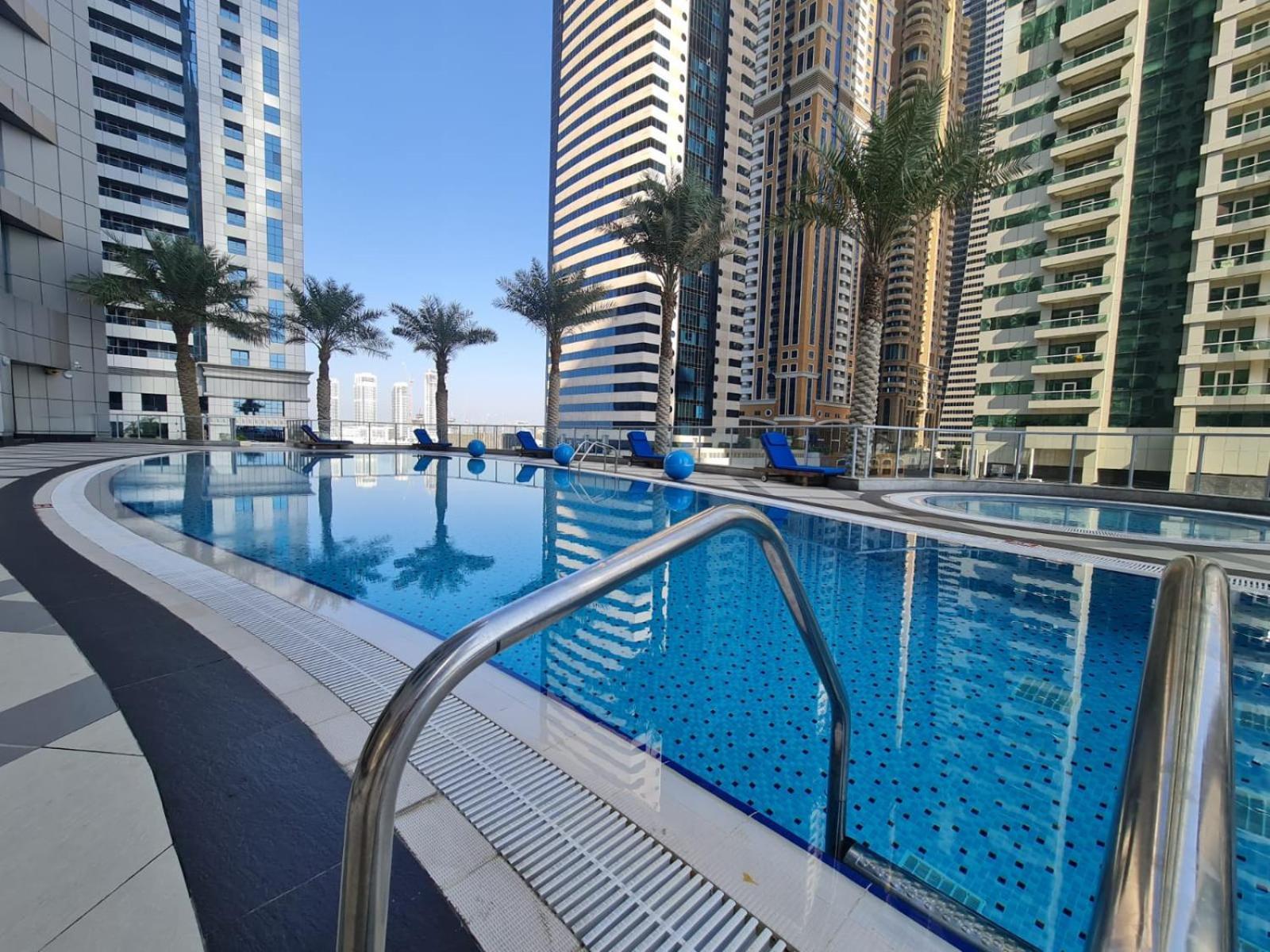 Classy Upgraded High Floor Prime Location * Dubai