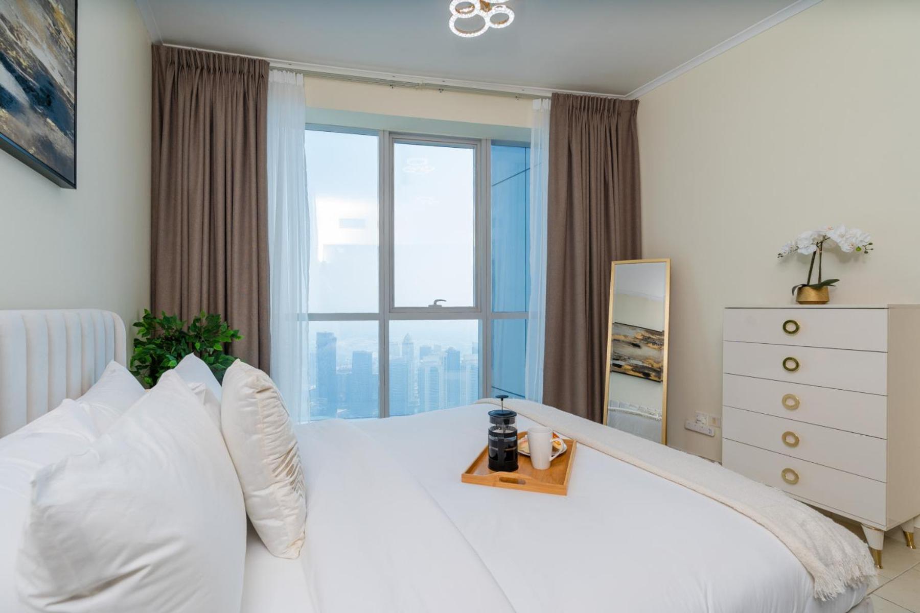 Apartment Classy Upgraded High Floor Prime Location Dubai